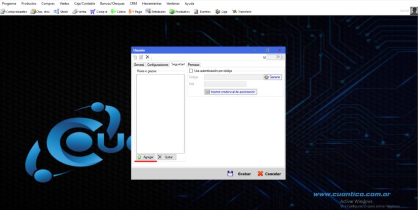Captura real de Cuantico ERP: Pestaña Seguridad del usuario con roles o grupos y autenticación por código.